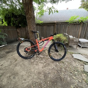 2022 Santa Cruz Santa Cruz Blur C Orange