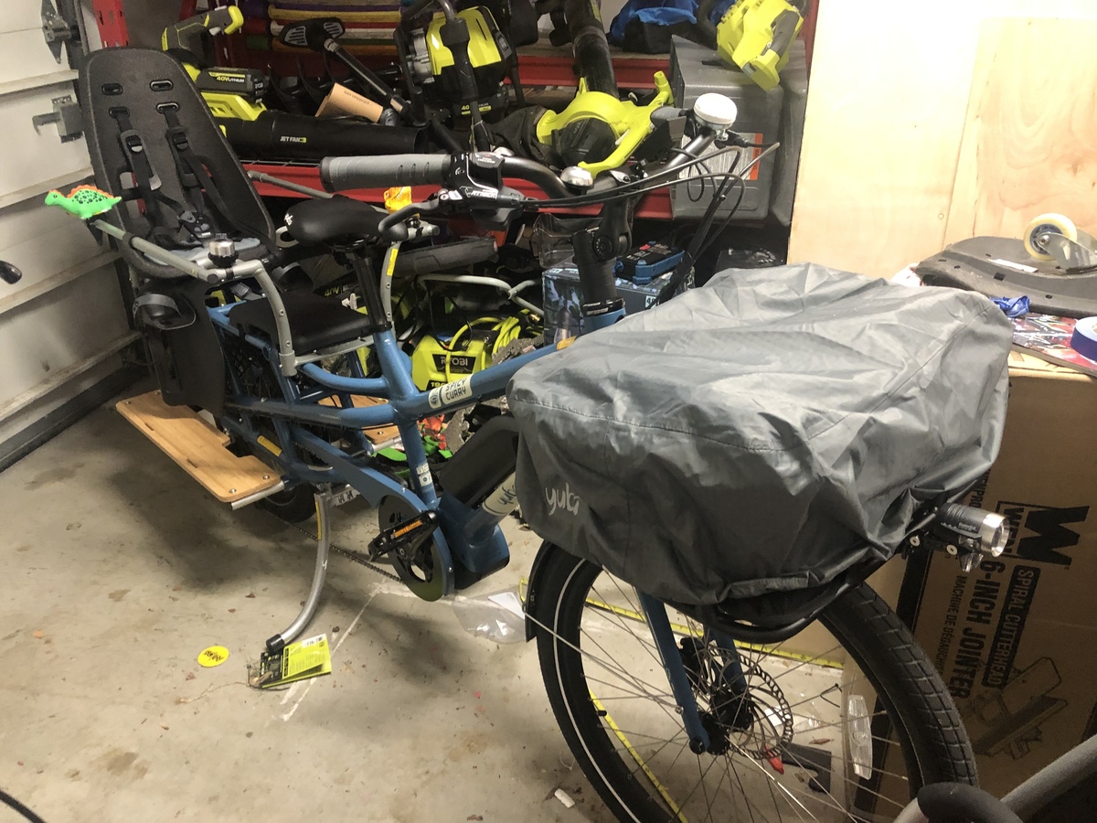 2021 Yuba SPICY CURRY cargo bike (rear storage)
