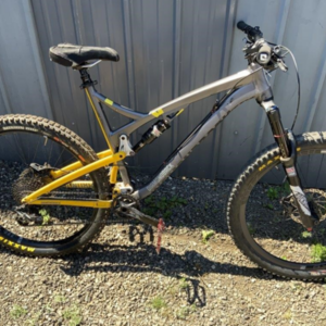 2017 Diamondback Release Silver, gray or bare metal and Yellow or Gold