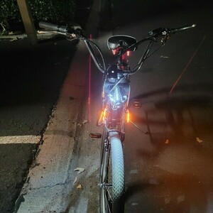 2016 HangTen Bikes Beach cruiser 7-Speed Black, Yellow or Gold, and Silver, gray or bare metal