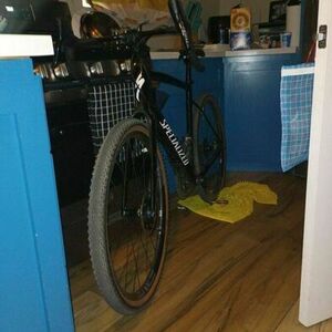 2020 Specialized Diverge Black