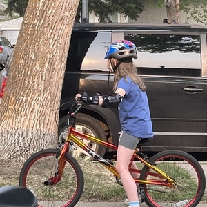 Movelo K7 Orange and Red