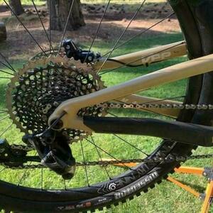 2018 Santa Cruz NOMAD Yellow or Gold