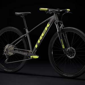 2022 Trek Marlin 6 Xs 27.5 Matte Dnister Black Black and Green