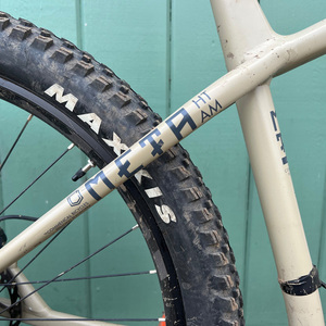 2021 Commencal Bikes Meta HT Brown