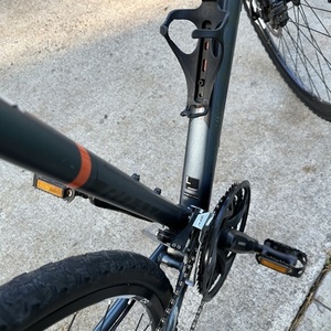 2014 Giant Roam 2 Silver, gray or bare metal and Orange