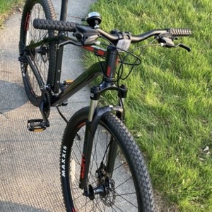 Northrock XC29 Black and Red