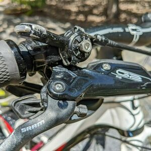 2012 Cannondale Jekyll 3 Black, Red, and White