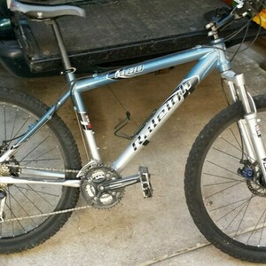Raleigh M80 Blue