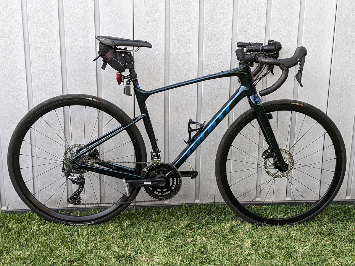 2022 Giant Revolt Advanced 2