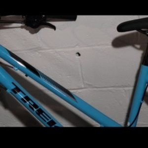 2020 Trek 820 Blue