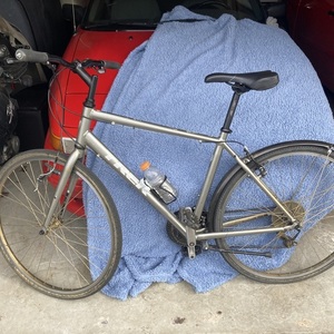 2015 Trek Trek 7.0 FX 20 PT 2015 - 2016 Silver, gray or bare metal