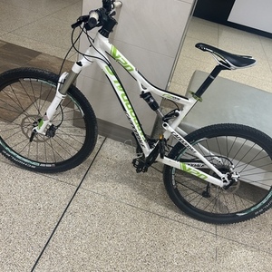 2023 Cannondale 2013 cannondale Zone 120 White