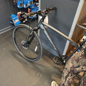 2022 Whyte Whyte Malvern Medium V3 Silver, gray or bare metal