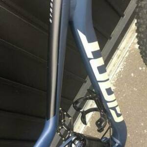 Giant Stance Blue, Black, and White