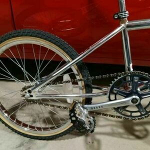 1983 Kuwahara Silver, gray or bare metal