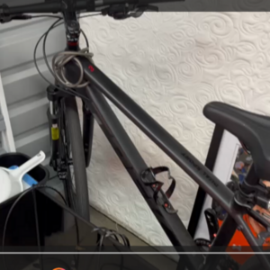 2022 Trek Dual Sport 3 M Matte Trek Black Black