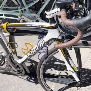 2012 Specialized Roubaix Compact White, Yellow or Gold, and Black