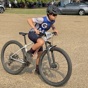 2019 Specialized Chisel Comp Silver, gray or bare metal