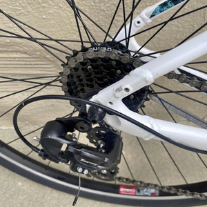 2018 Specialized Sirrus White