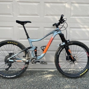 2018 Giant Trance Advanced Silver, gray or bare metal and Red