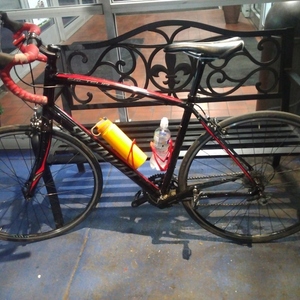 2022 Specialized Black and Red