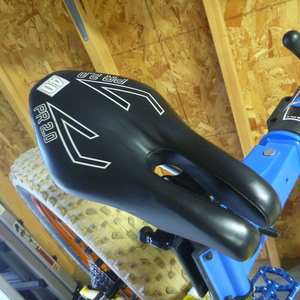 2016 Salsa Mukluk Yellow or Gold
