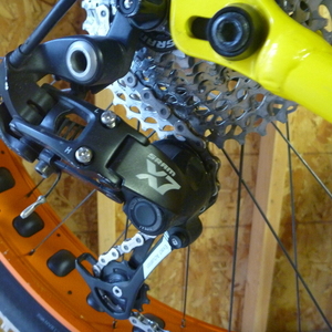 2016 Salsa Mukluk Yellow or Gold