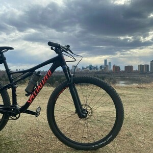 2019 Specialized Mountain Bike Epic Competition Carbon 29 Purple and Red