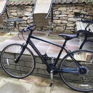 2015 Specialized Sirrus Black and Blue