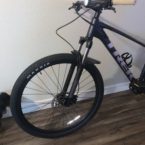 2022 Trek 1046893 Blue and Silver, gray or bare metal