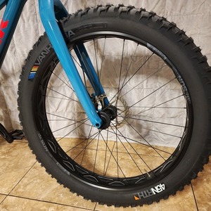 2022 Trek Farley 5 Teal