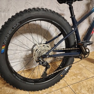 2022 Trek Farley 5 Teal