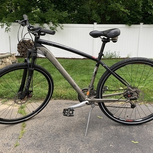 Specialized CrossTrail Black and Silver, gray or bare metal