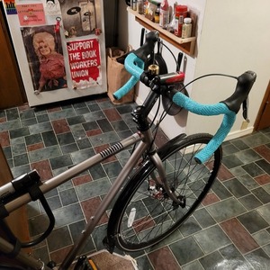 Redline Conquest Silver, gray or bare metal