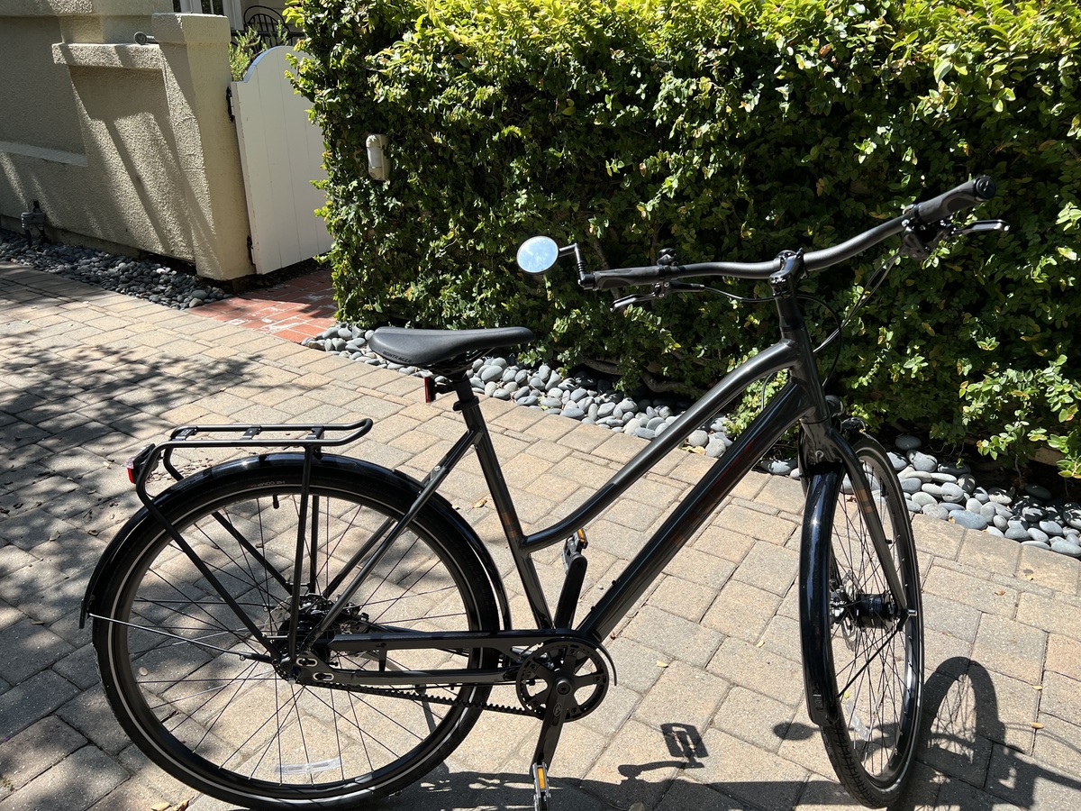 2023-trek-district-4-equipped-stagger