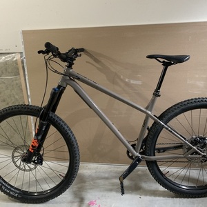 2021 Commencal Bikes Meta HT Green