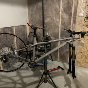 2021 Commencal Bikes Meta HT Green