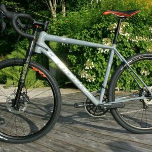2017 Cannondale Silver, gray or bare metal