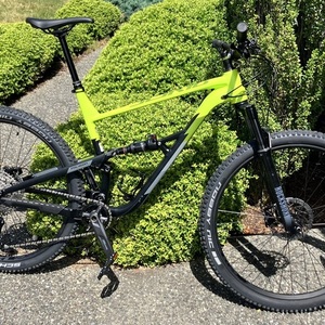 2023 Polygon Siskiu D7 Yellow or Gold