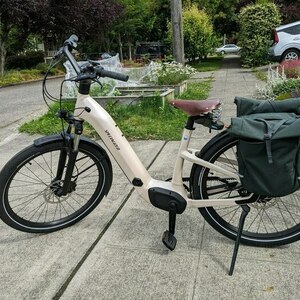 2023 Specialized Turbo Como 4.0 IGH Step Through White