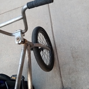 Haro Unknown Silver, gray or bare metal