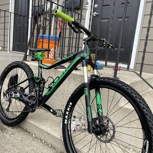 2016 Giant Full suspension Green