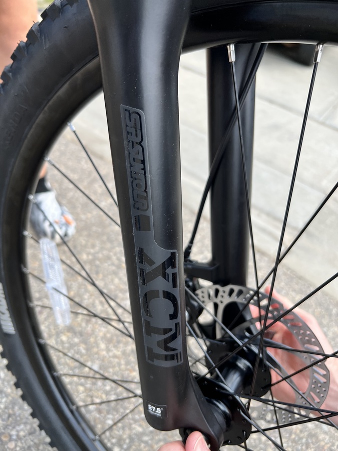 2023 Devinci Blackbird Altus 2023 Devinci Blackbird Altus