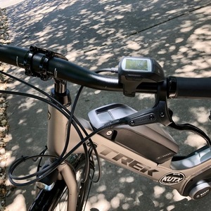 2022 Trek Lowstep Silver, gray or bare metal and Black