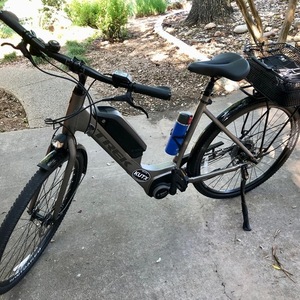 2022 Trek Lowstep Silver, gray or bare metal and Black