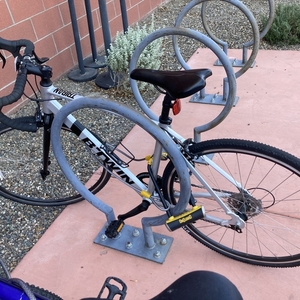 2020 Triban Silver, gray or bare metal