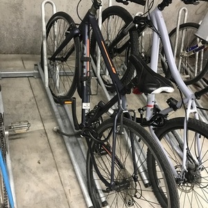 Giant Escape 2 Silver, gray or bare metal