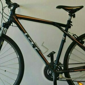 GT Bicycles Transeo 4.0 Black and Orange