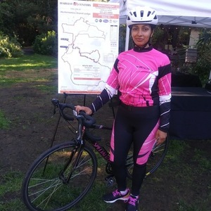 2015 Specialized Dulce women’s Black, Silver, gray or bare metal, and Pink